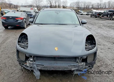 2017 Porsche Macan Turbo z USA, uszkodzony, nr VIN WP1AF2A53HLB60987